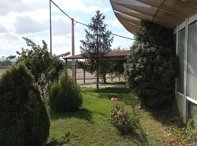 Szálloda Brin Monreal del Campo